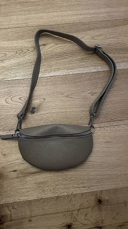 Umhängetasche beige