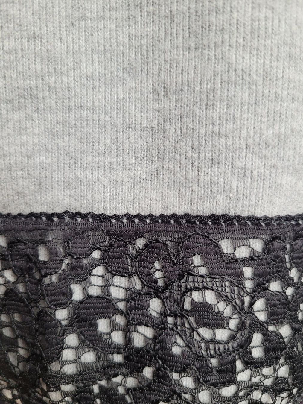 Zara Vestiti: Robe grise avec dentelle noire – Usato da Villars-sur-Glâne venduto da ninisabri 1