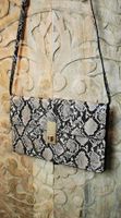 Clutch / Umhängetasche im Snake Look