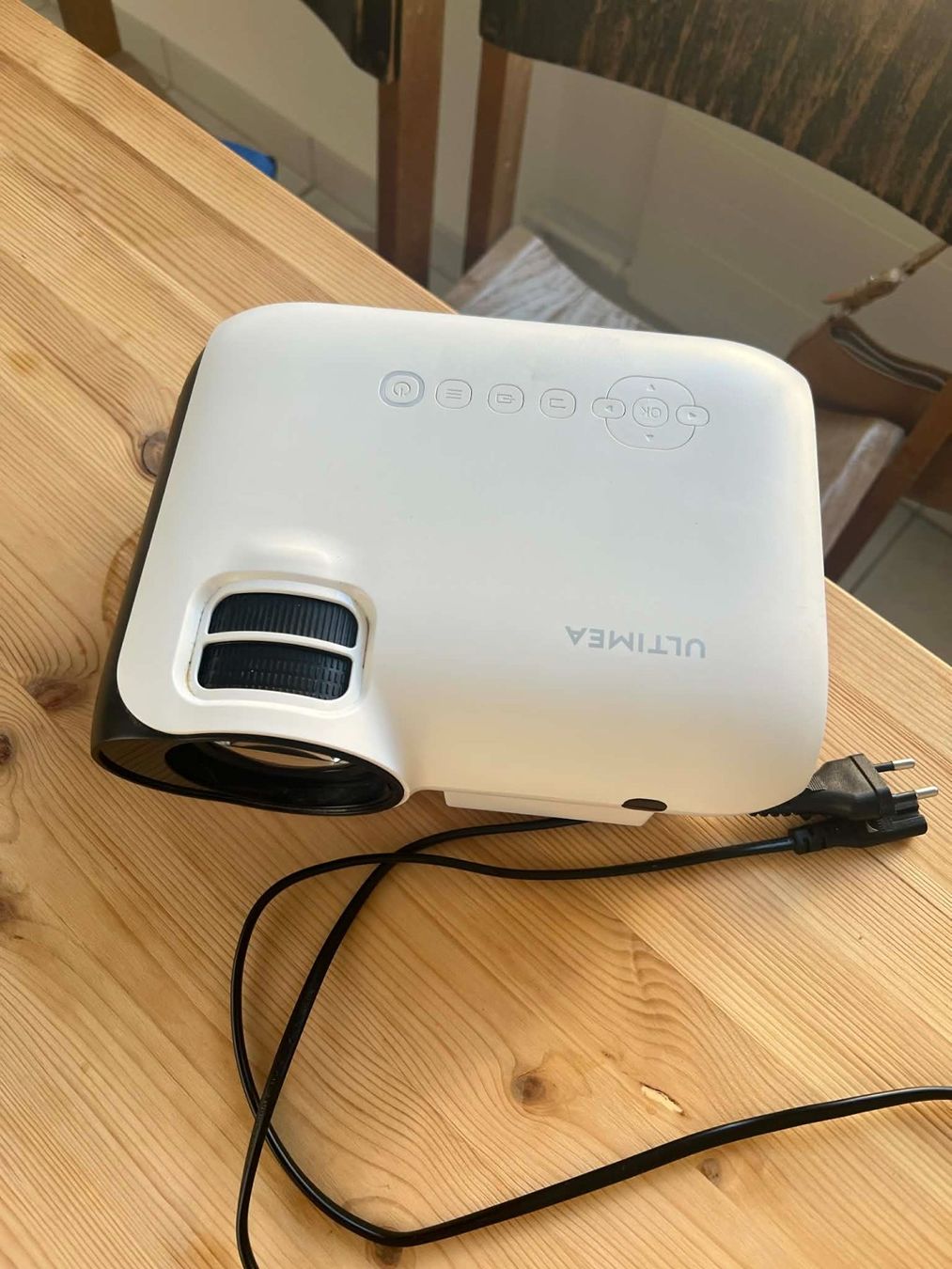 Proiettori: Ultimea Beamer / Projector – Usato da Zürich venduto da kro_fkt2 5