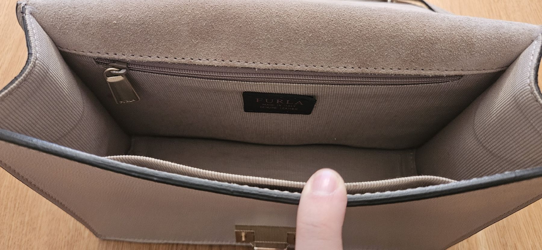 Furla Taschen für Damen: Beige Furla Tasche – Gebraucht aus Rickenbach b. Wil von pri_6wrr 4