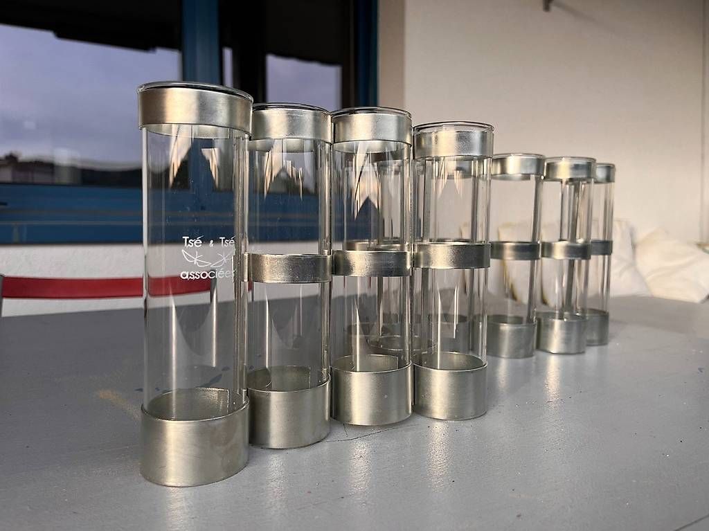 Vasi & Recipienti: Einzigartige Designervase – Usato da Zürich venduto da den_2026 1
