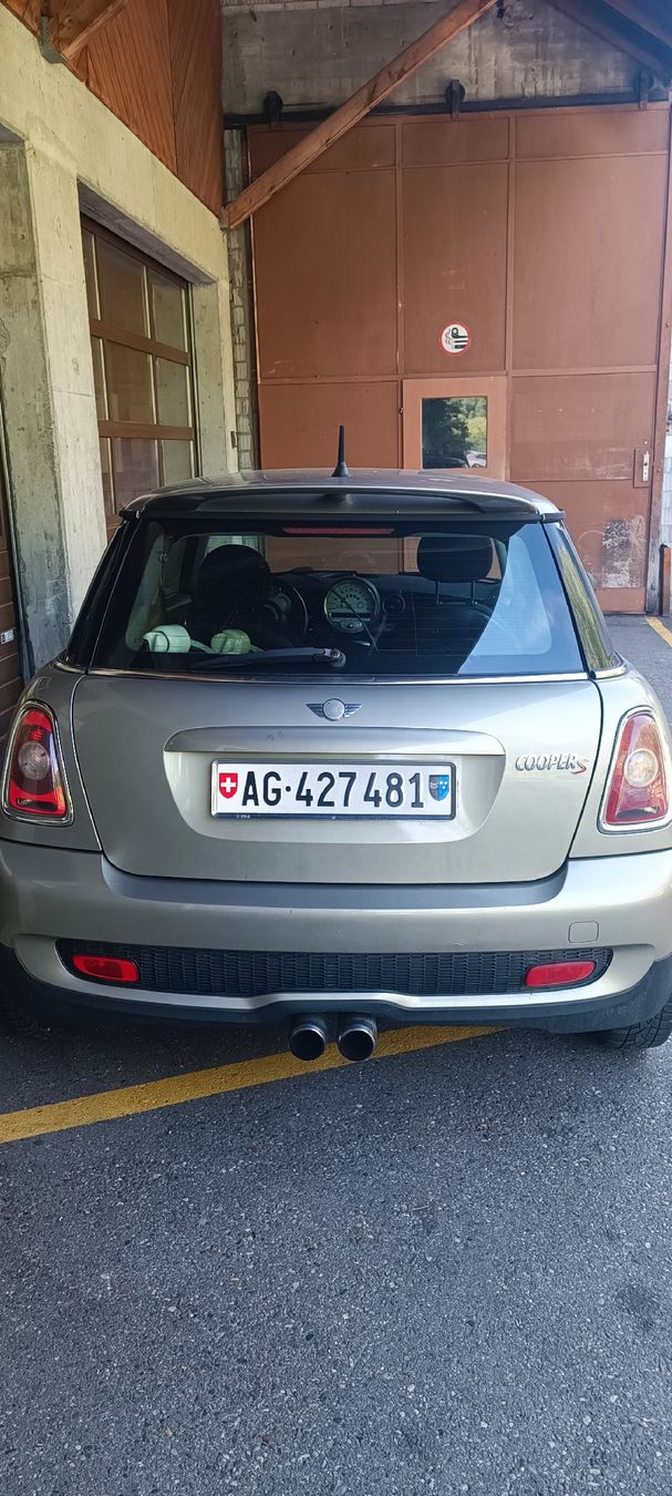 Mini Autos: Mini Cooper S – Defekt aus Aarburg von mat_66gq 3