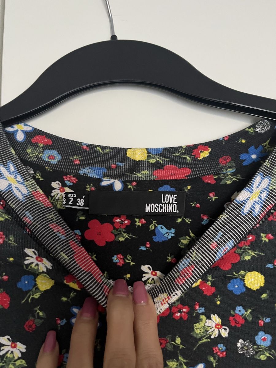 Moschino Kleider: Moschino Kleider 38 – Gebraucht aus Adliswil von Sale12 5