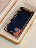iPhone 12 / 12 Pro OLED Display