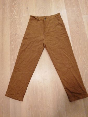 Braune CORDHOSE, Gr. S, sehr leichter Stoff