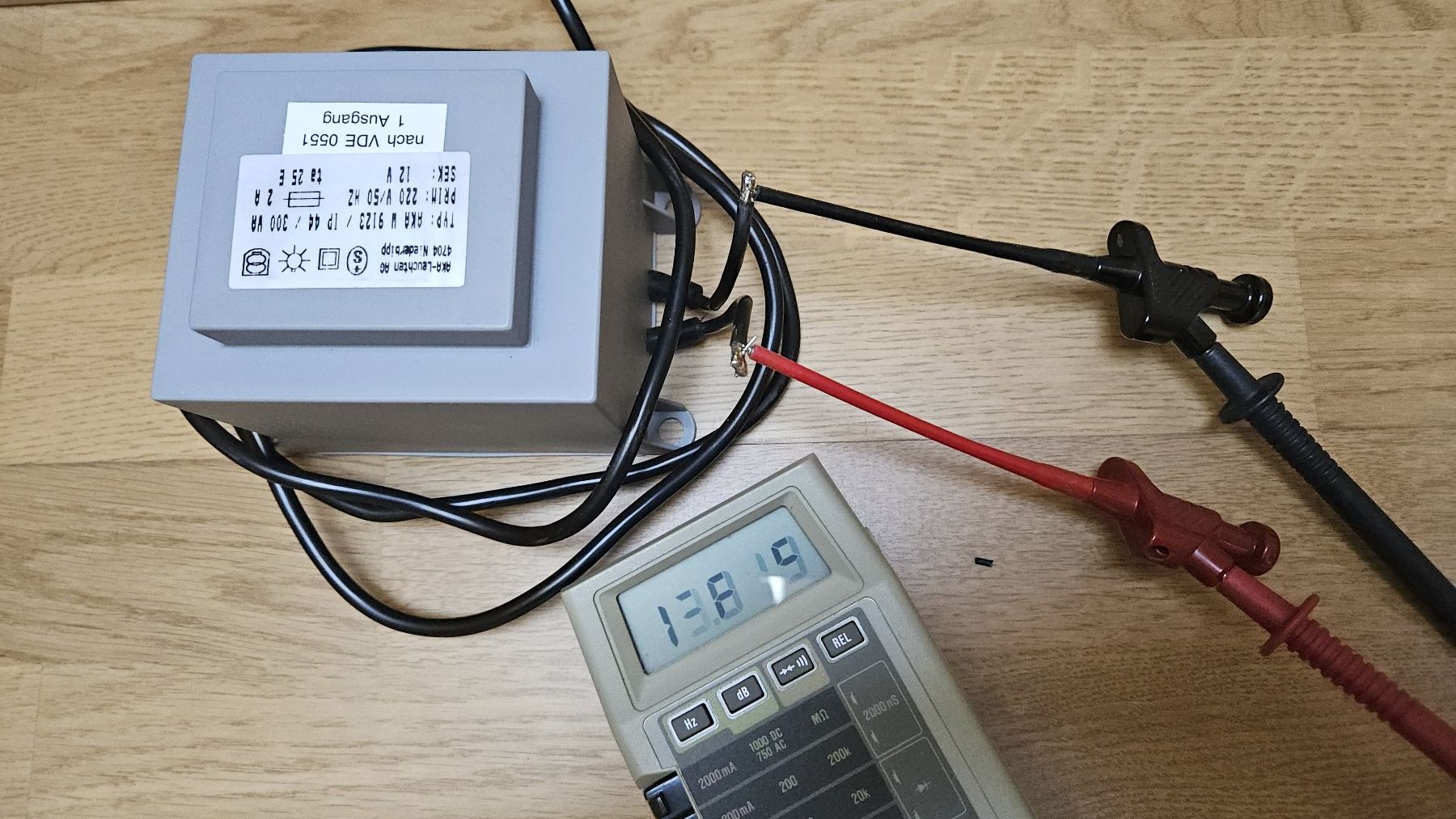 Konverter: Transformateur 220V/12V, 300VA – Gebraucht aus La Tour-de-Treme von Vincentg 4