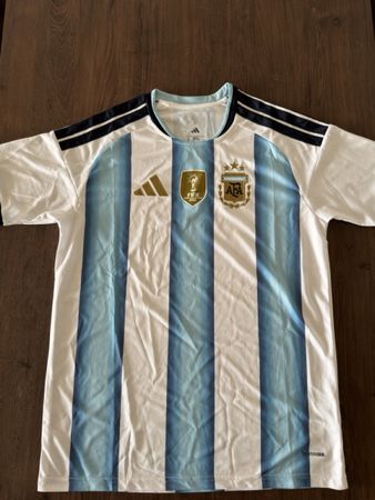 Argentina New World Cup Jersey 2022 Adidas size L