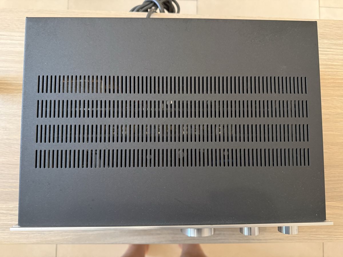 Kenwood Amplificatori: Kenwood KA-5700 Stereo Integrated Amplifier Silver – Usato da Veyrier venduto da mus_d768 4