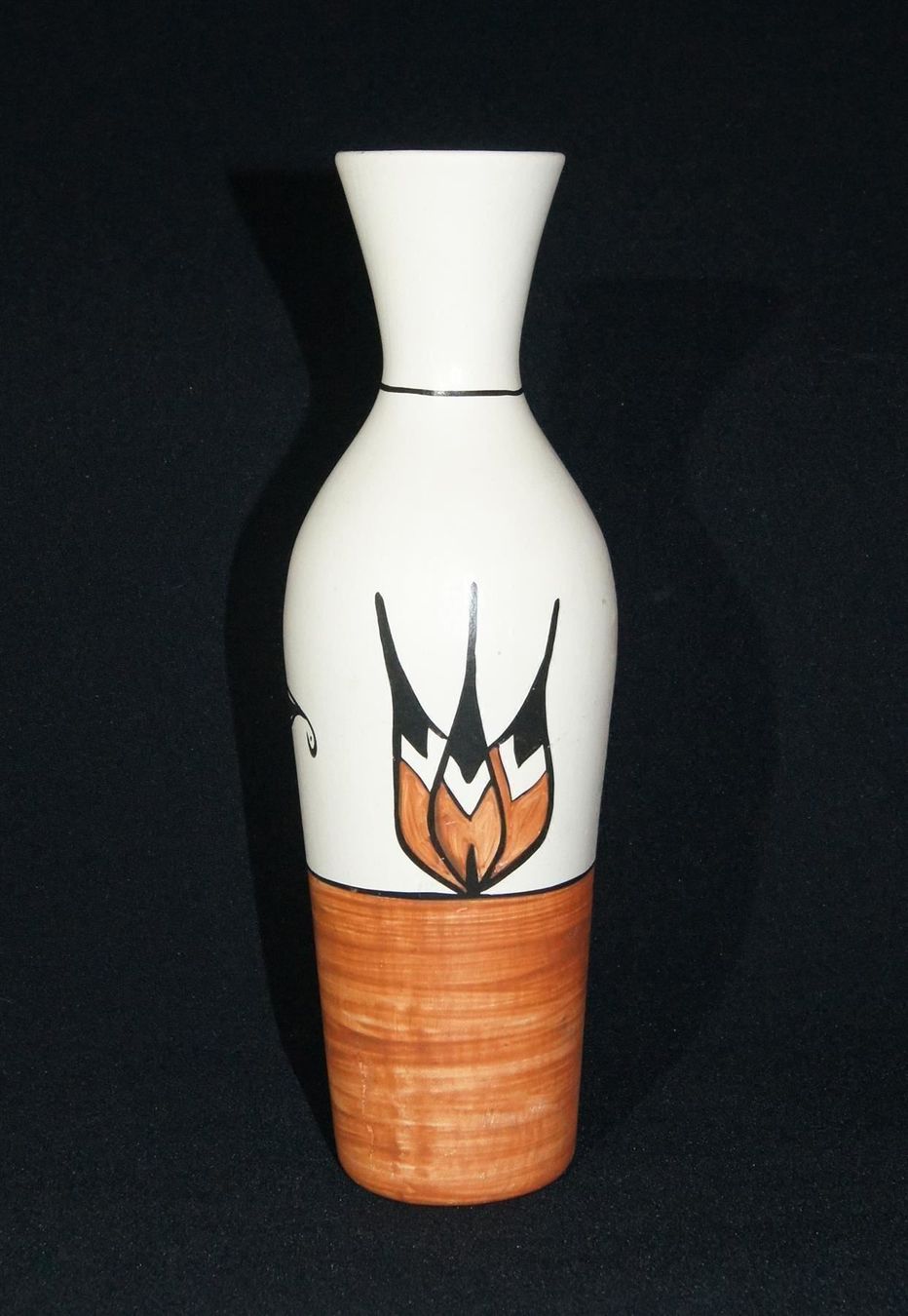 Vasen & Gefässe: Elegante, schlanke Navajo-Vase – Gebraucht aus Geroldswil von ARTEFACTO