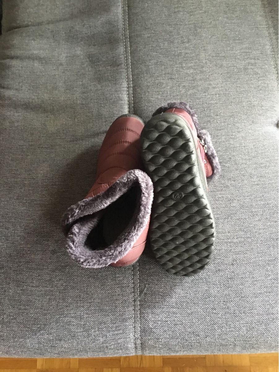 Damenschuhe: Winterschuhe Gr 40 – Neu (gemäss Beschreibung) aus Endingen von Warlock 3