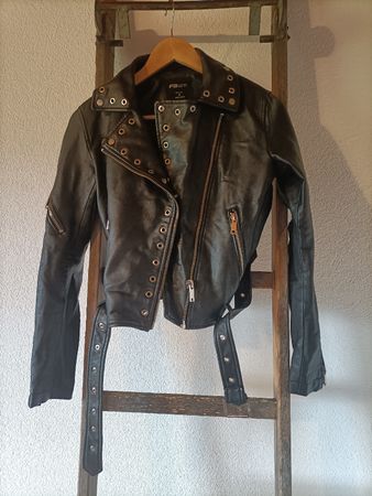 Coole Kunstlederjacke, Gr. S