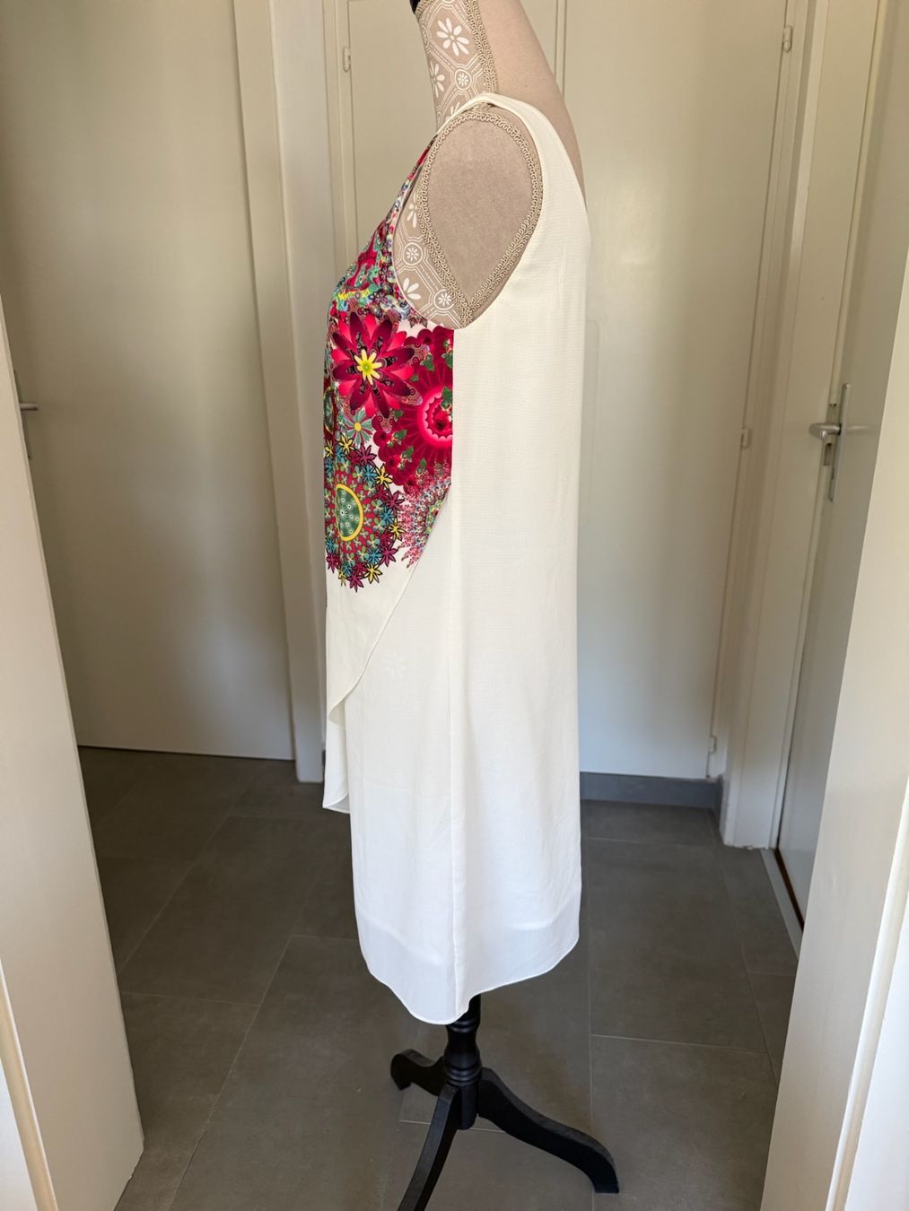 Desigual Kleider: Desigual - Robe - 36 – Gebraucht aus Sion von accroshoes 1