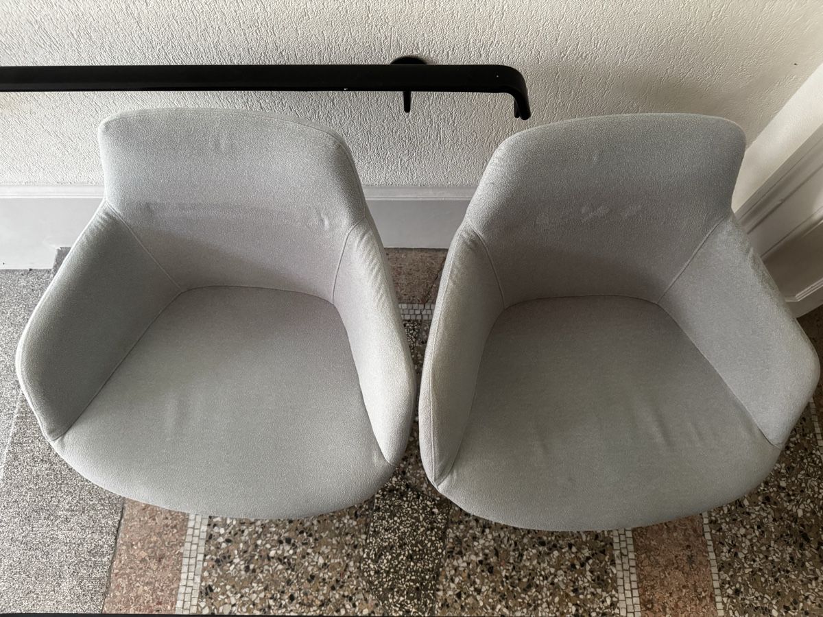 Interio Fauteuils: 2 Sessel Interio SOTA Soffbezug hellgrau Metallfuss drehbar – D'occasion à Zürich par Nobs1 6