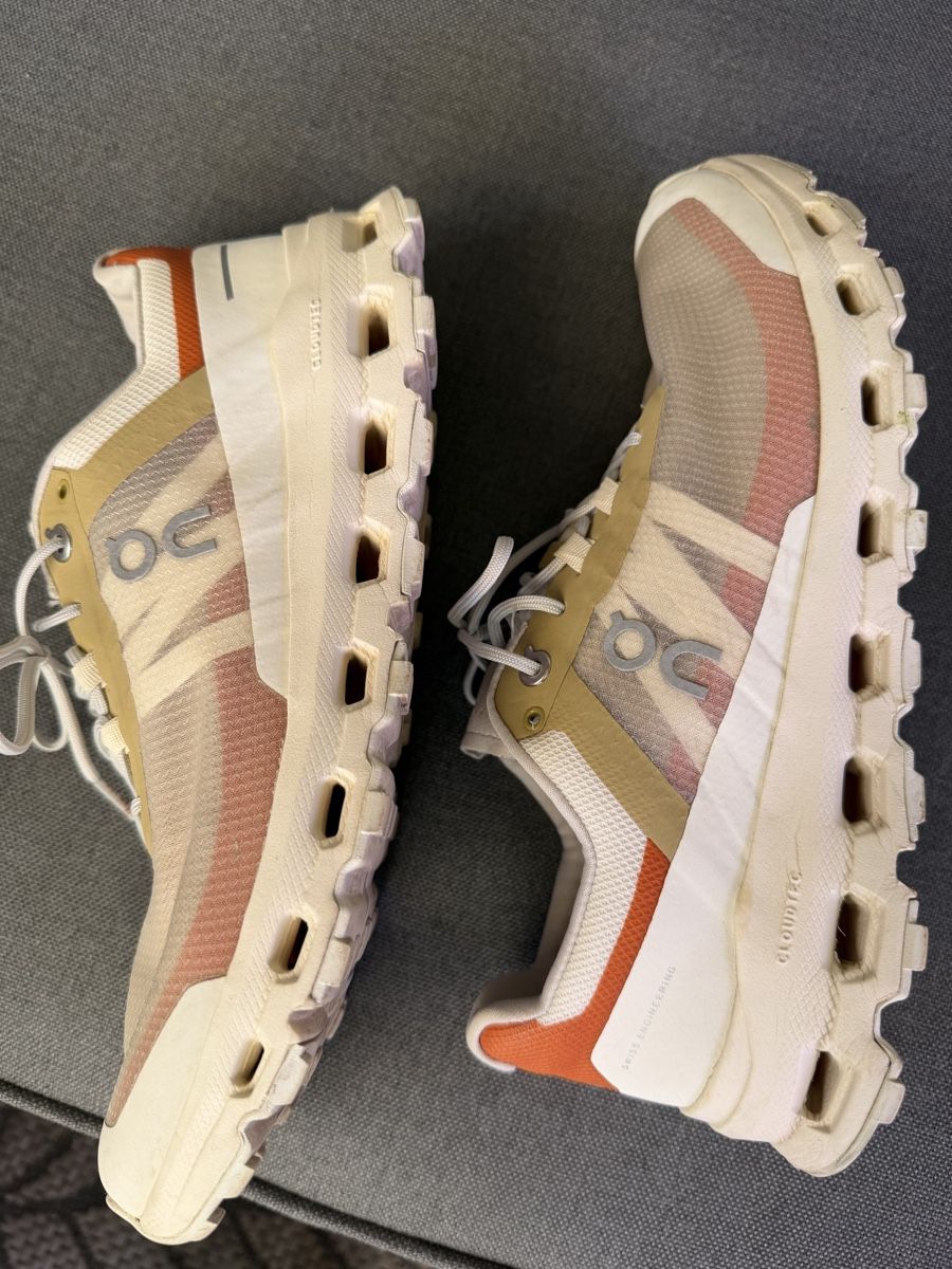 On Chaussures femmes: ON Turnschuh 40.5 – D'occasion à Fällanden par Caramel7 2