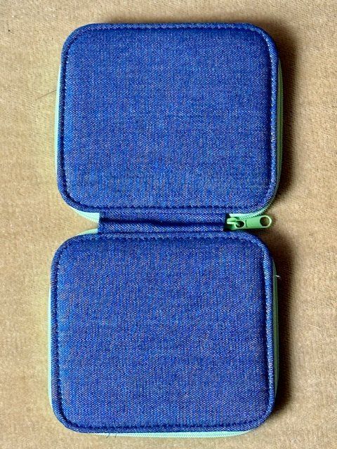 Altro in Bricolage: Jeans Etui NEU – Nuovo e nell'imballaggio originale da Zollikon venduto da cyberbambi123 1