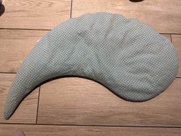 Theraline Stillkissen blau gepunktet mit Flecken