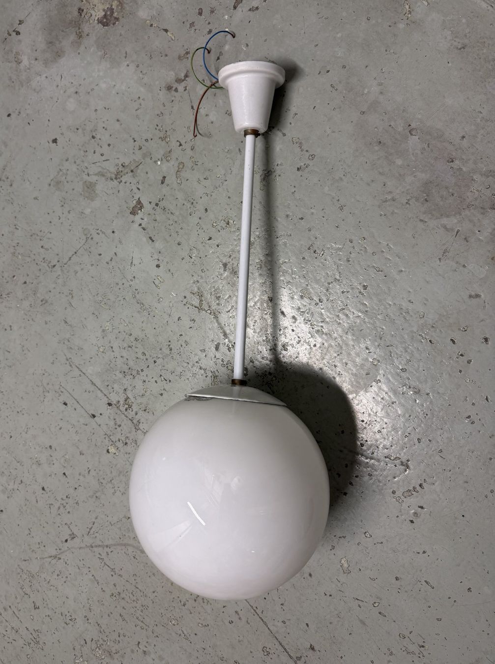 Lampadari & plafoniere: Original Bauhaus Pendelleuchte emailliert 1930er Jahre – Usato da Basel venduto da Roberto002