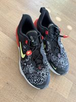Nike Run Flow «Doodles» – Gr. 38.5 – neu/ungetragen
