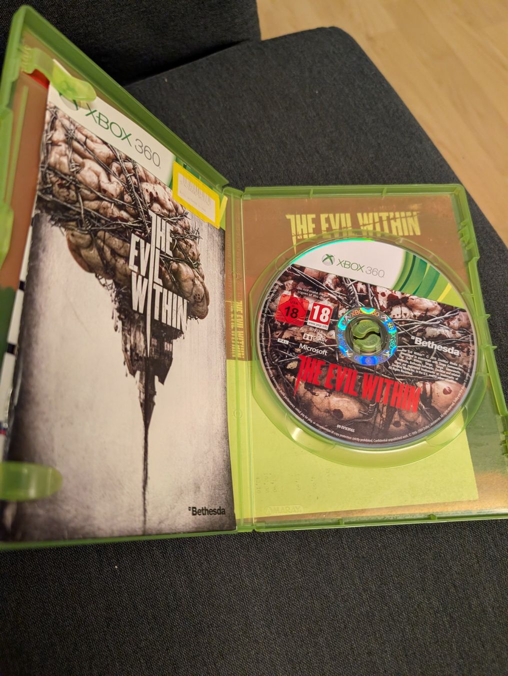Jeux: The evil within Microsoft Xbox 360 – D'occasion à Giubiasco par Tici__nerd_Giubiasco 2