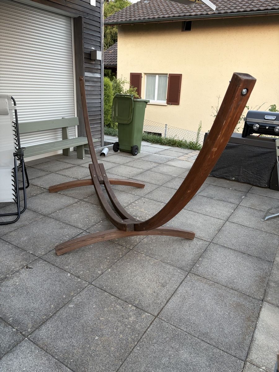Hängematten: Hängematte mit Holzgestell – Gebraucht aus Tagelswangen von Gizzmo..77