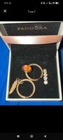 Pandora Ohrringe Creolen Gold mit Charms gebraucht