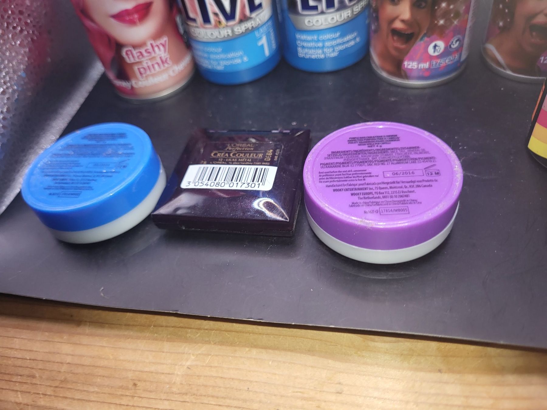 Tinte: 9 x Haarfarben Spray und Kalk – Usato da Guggisberg venduto da Aegertenlehn 1