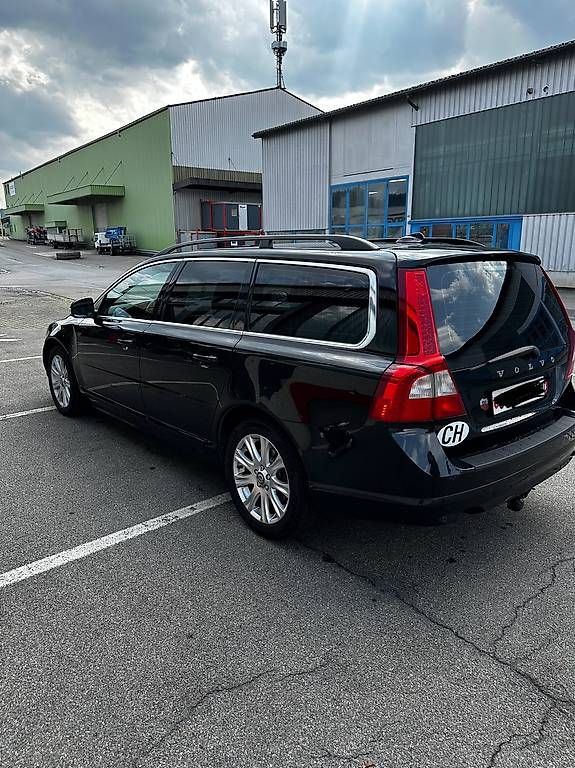 Autos: V70 D5 Awd – Gebraucht aus St.Gallen von Seitenbacher- 1