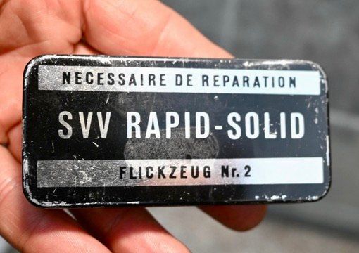 Omega Barattoli: alte BLECHDOSE SVV rapid solid Nr2 VELO-FLICKZEUG m INHALT – Usato da Pfaffhausen venduto da mono_rec 4