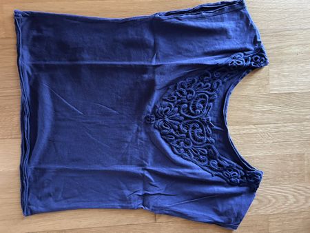 T shirt avec broderie 34/36