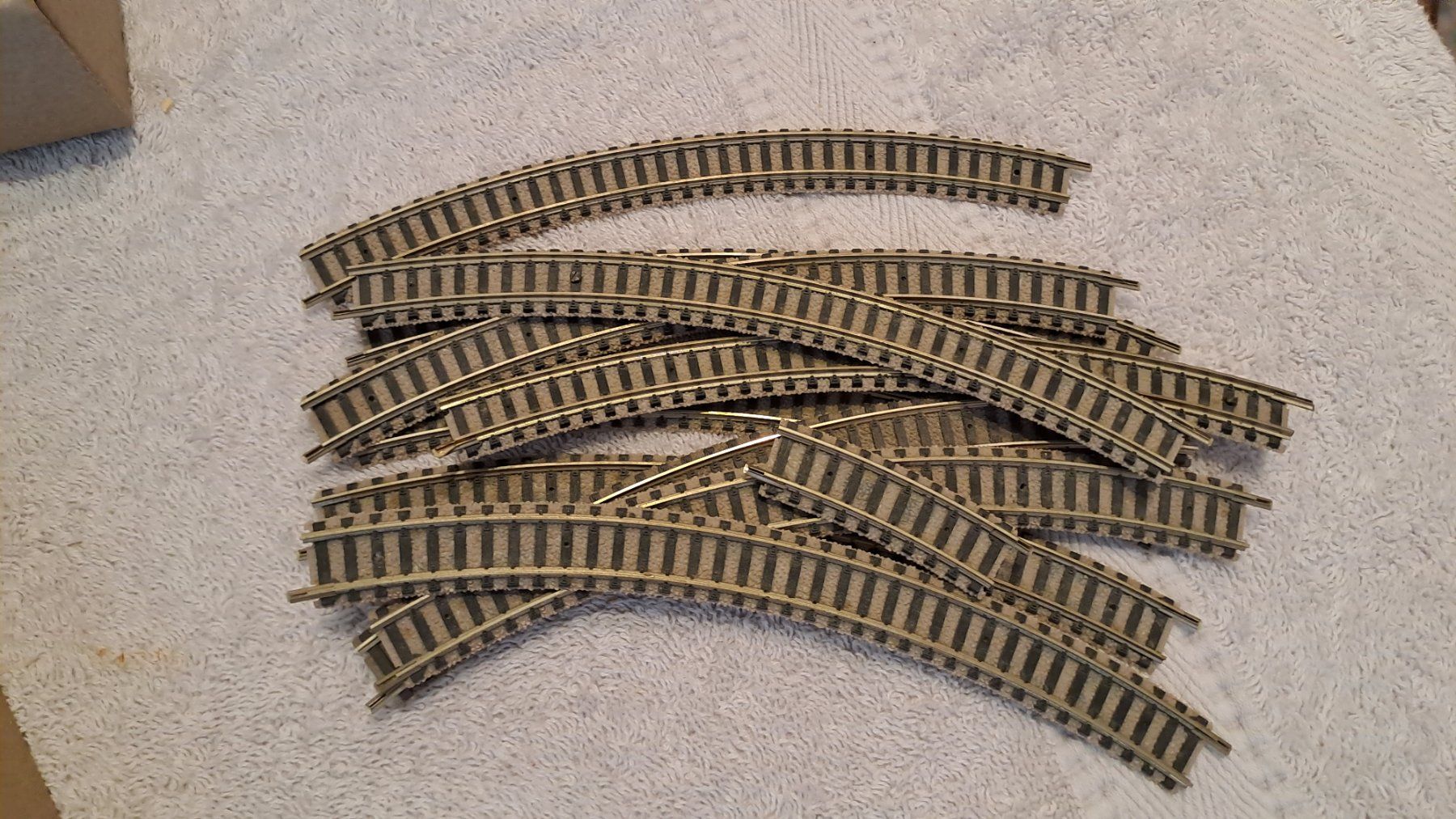Fleischmann Modellini di ferrovie: Fleischmann Schienen Spur N / 40 – Usato da Winterthur venduto da Riebeli333 2