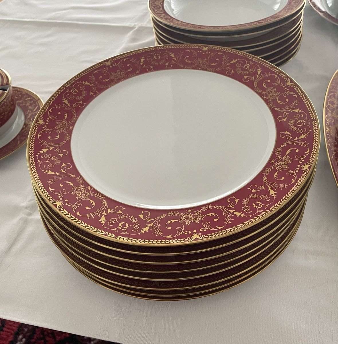 Set di piatti: Langenthaler Tafelservice Château – Nuovo (secondo la descrizione) da Lotzwil venduto da Schlafwolle 5