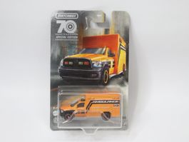 Matchbox 70 Jahre Special Edition Dodge RAM Krankenwagen
