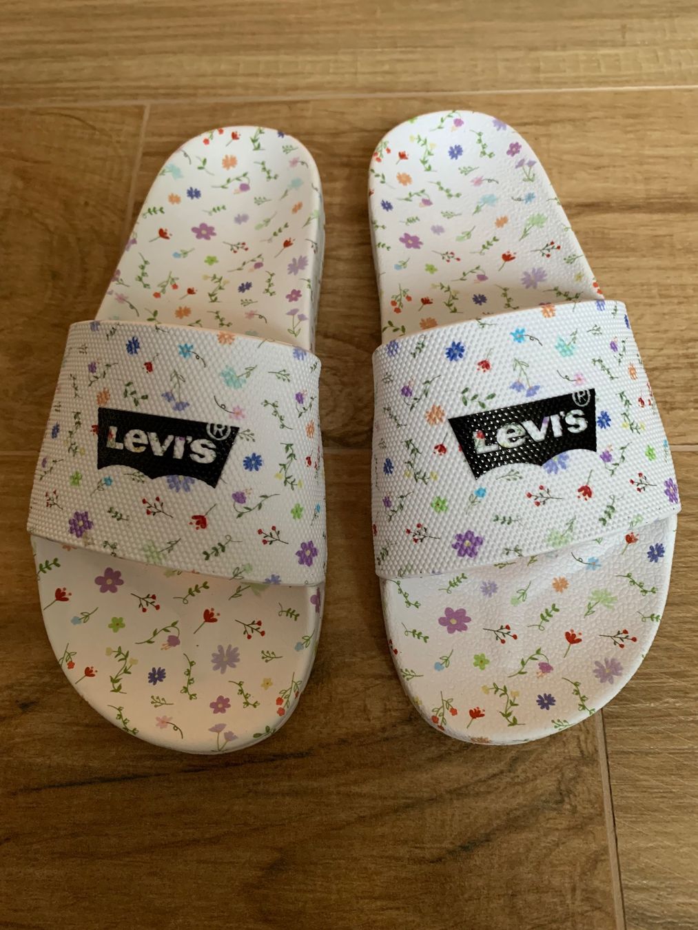 Levi's Scarpe da donna: Levi‘s Pantolette – Nuovo (secondo la descrizione) da Enggistein venduto da THE-IGOR 1