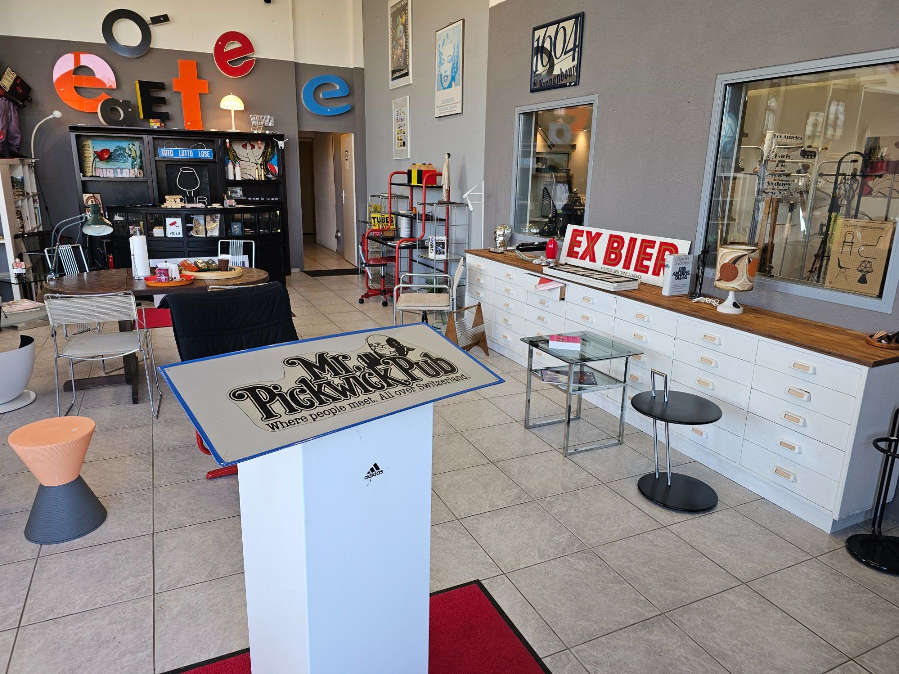 Insegne: Mr. Pickwick Pub Where people meet Schild Blechschild Tafel – Usato da Nottwil venduto da Wondewa-Shop 6