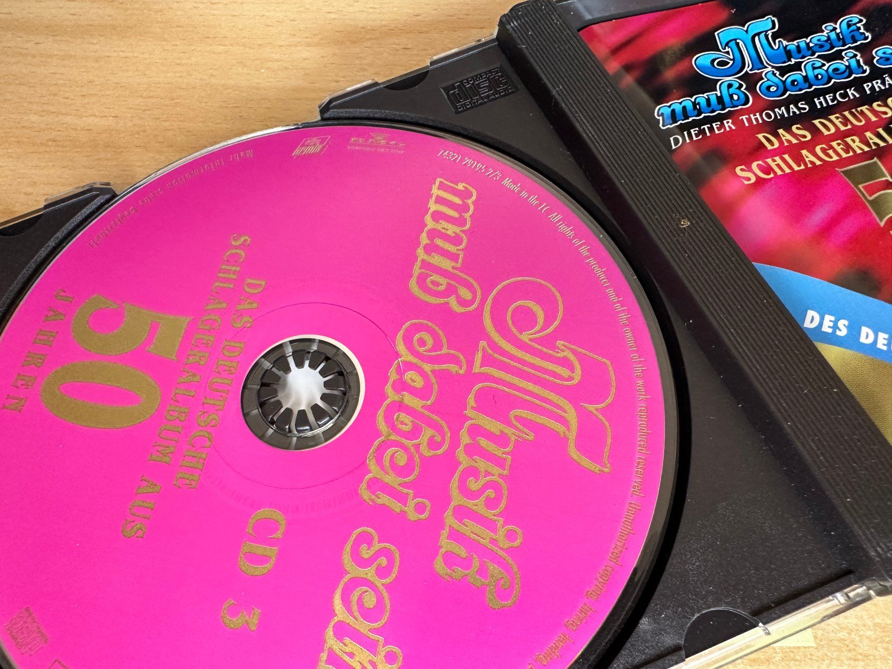 CD: Various – Musik Muß Dabei Sein - 3 CD – Usato da Rikon im Tösstal venduto da Alpenmutz 2