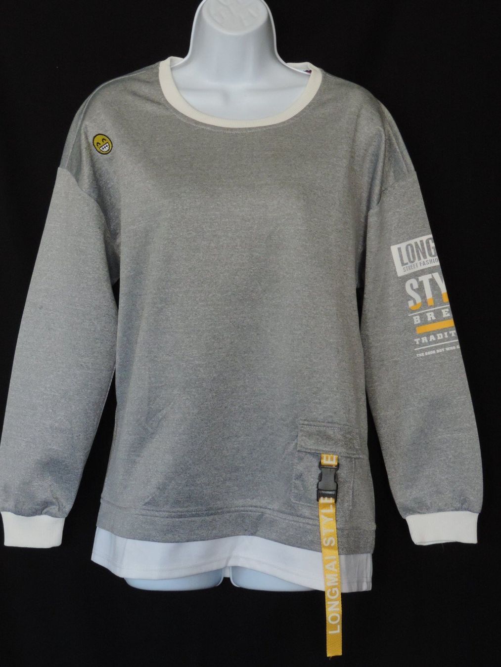 Maglioni & Felpe: pull Gris avec porte clef – Nuovo (secondo la descrizione) da Genève venduto da Axelle333 5