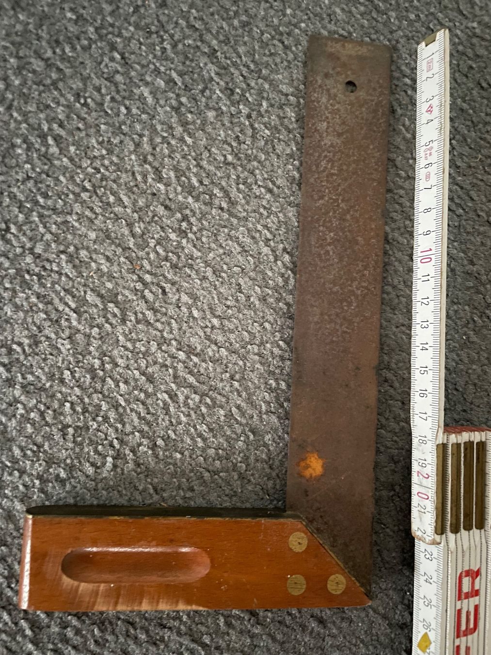 Tutti gli attrezzi: Winkel metall und holz – Usato da Esslingen venduto da Zeppi1