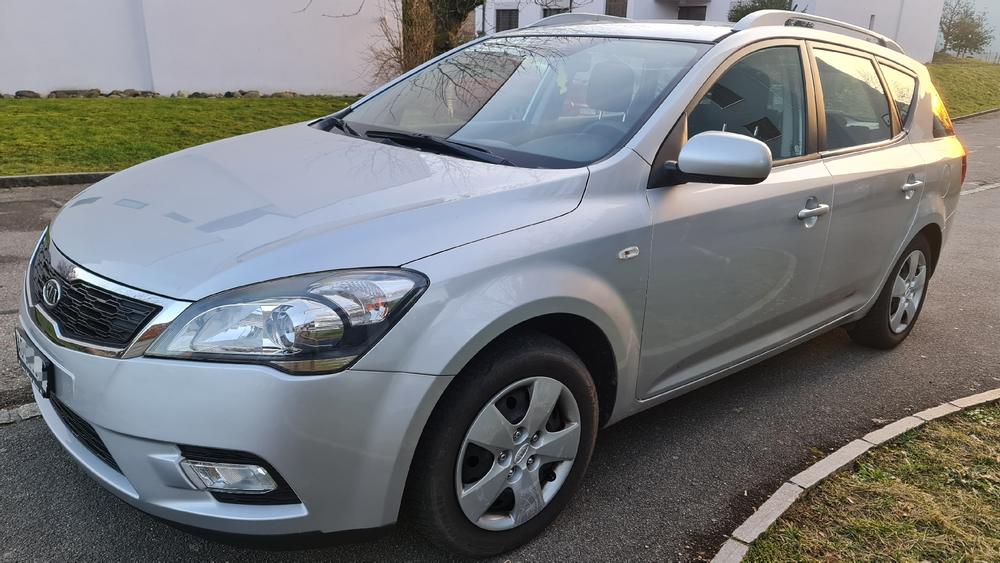 KIA Cee'd 1.4lt 90PS (SW/Kombi)Benzin