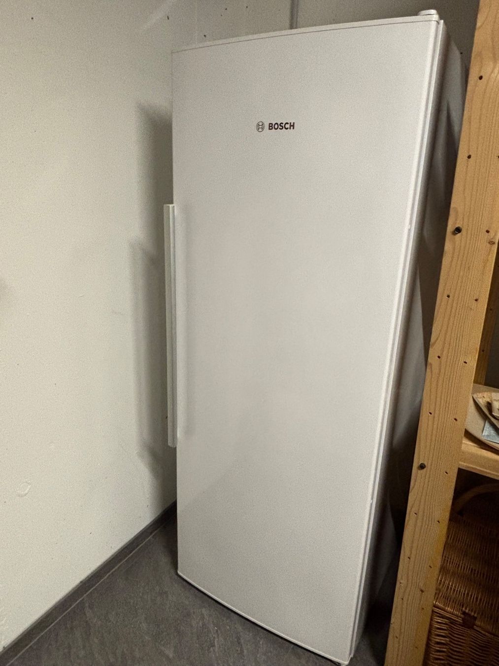 Bosch Congelatori: Bosch Gefrierschrank – Usato da Meilen venduto da g2r_95nz 3