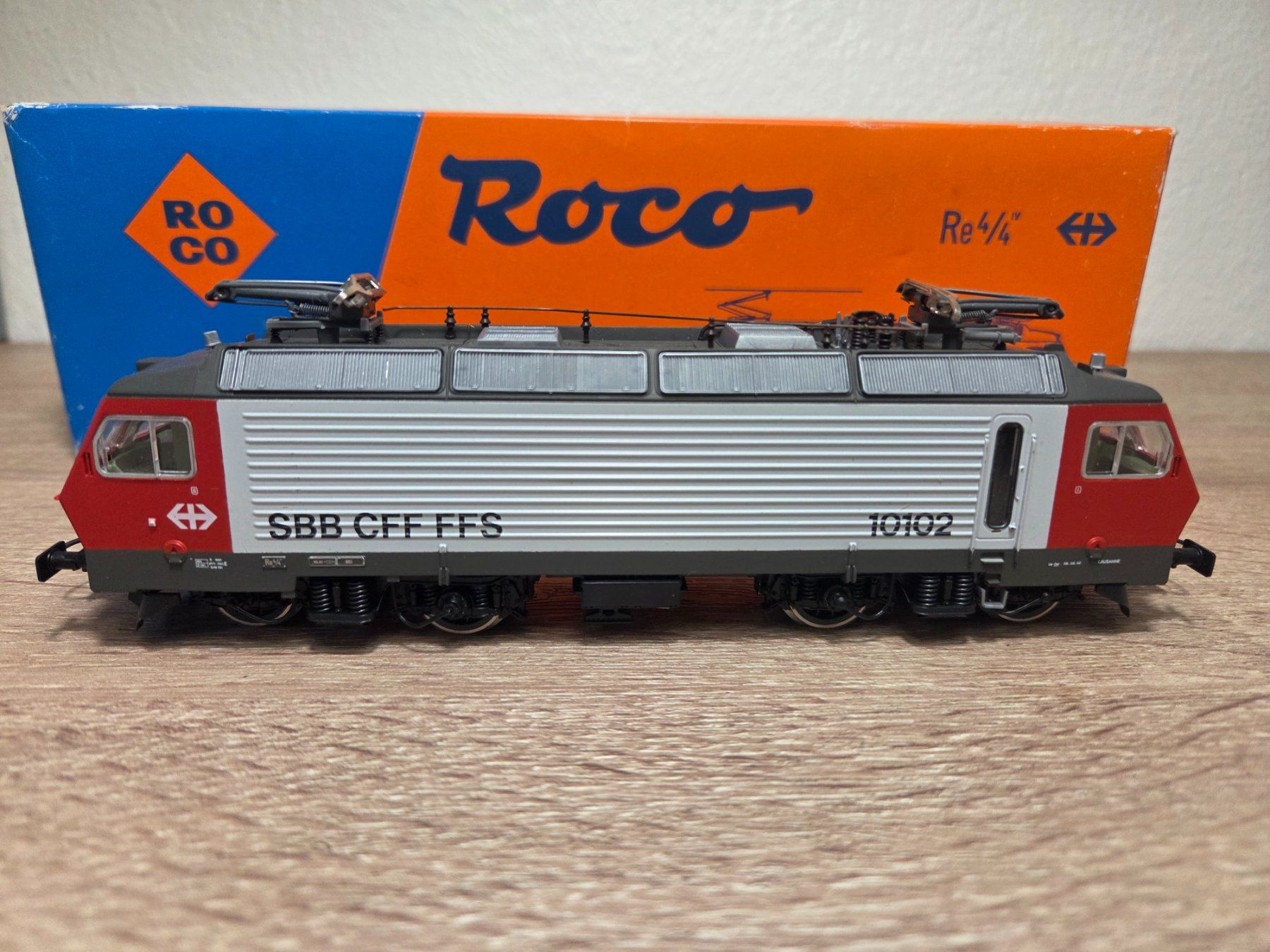 Roco Modellini di ferrovie: Roco 04178 C E-Lok 10102 SBB H0 – Usato da St-Aubin-Sauges venduto da Lo_Go