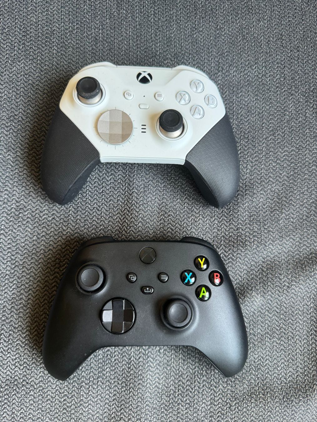 Microsoft Consoles: Microsoft Xbox Series X – D'occasion à Zug par dgr_8stf 2