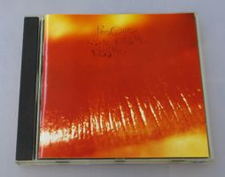 THE CURE - Kiss Me, Kiss Me, Kiss Me