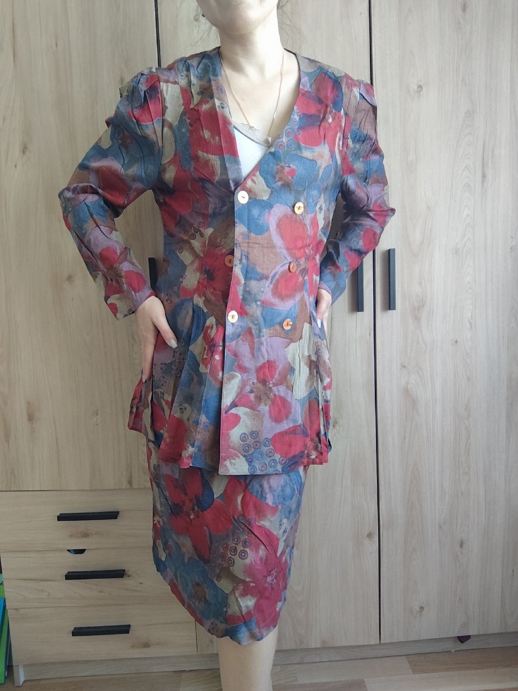 Lotti di vestiti: Vintage floral suit – Usato da Mägenwil venduto da VintageGirly 1