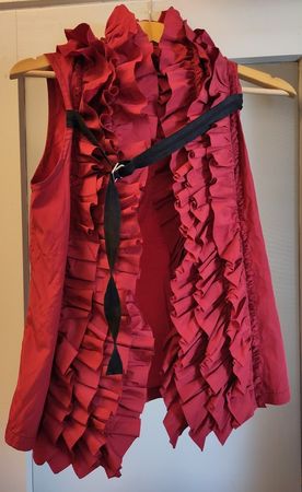 Rotes Gilet von Cora Kemperman, Gr. S, passt Elie Saab
