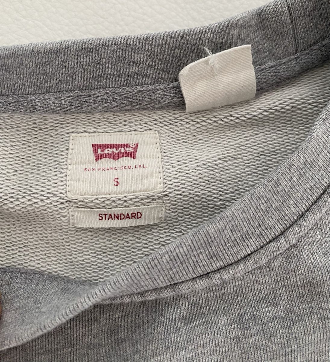 Levi's Pullover & Sweatshirts: Levis Pullover – Gebraucht aus Opfikon von Luis144 2