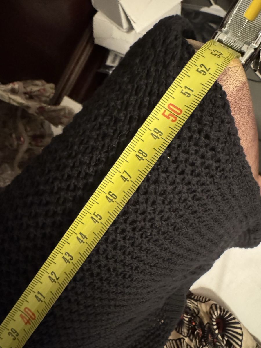 Top: Uniqlo Oberteil  – Usato da Obfelden venduto da cesarina10 5