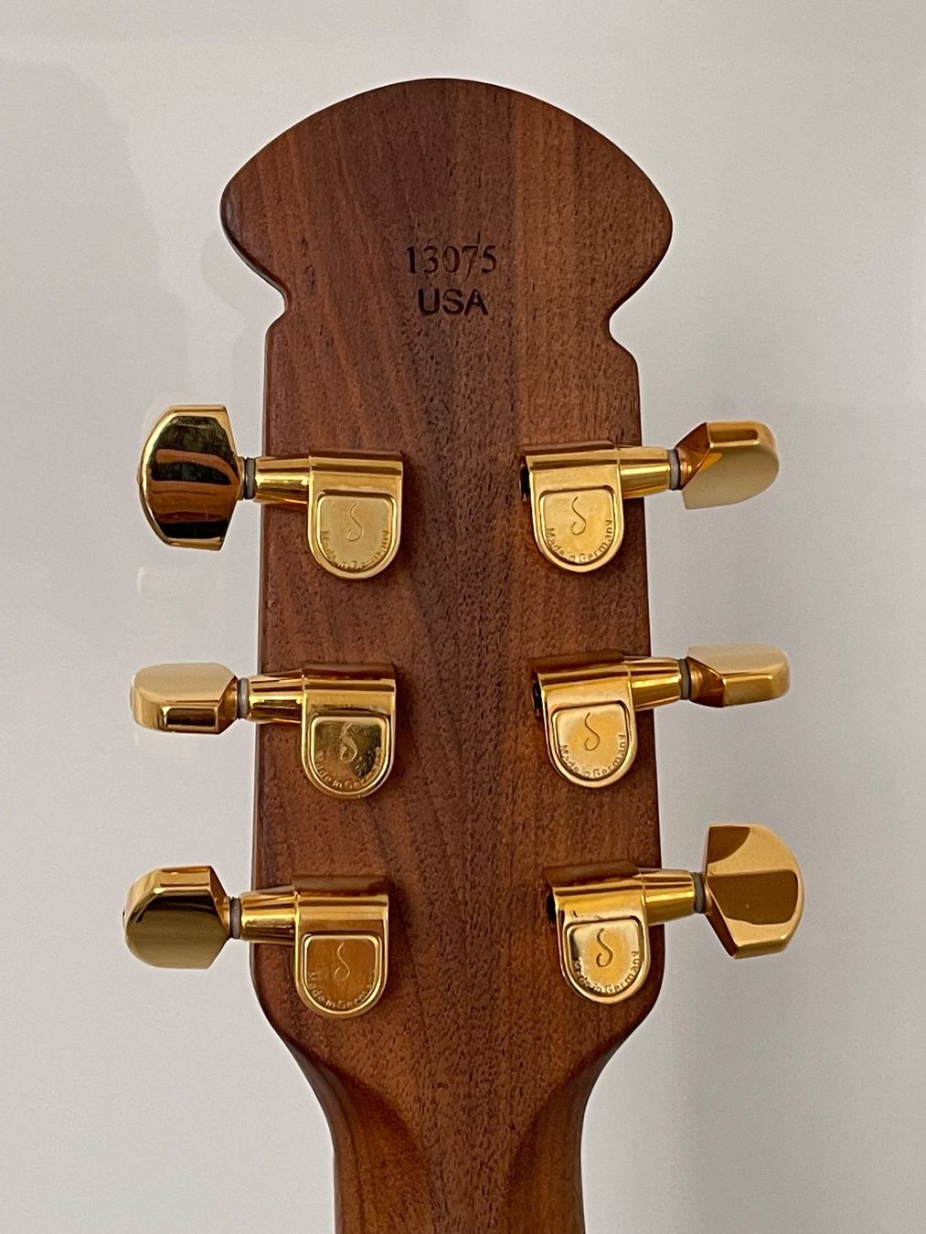 Ovation Strumenti musicali: Ovation Adamas Serie I Modell: 1687-5 – Nuovo e nell'imballaggio originale da Vaduz venduto da ste_2s6w 6