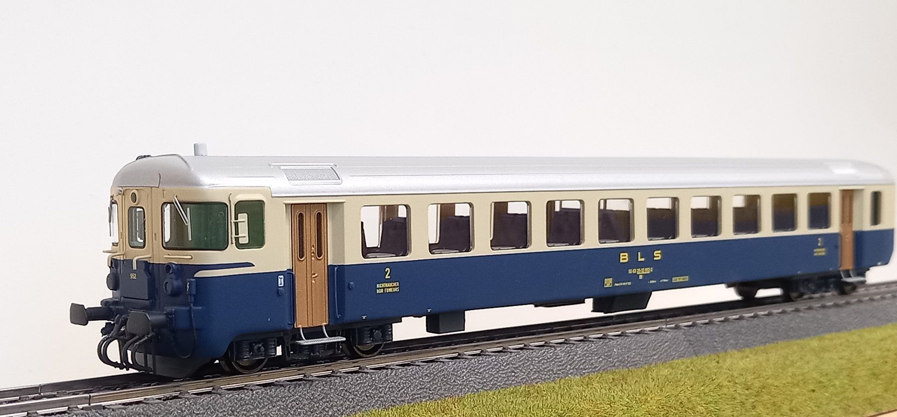 Modelleisenbahnen: BLS Bt 952 mowiform / Hui Modellbau – Neu und originalverpackt aus Buch b. Kümmertshausen von accipitergentilis 1