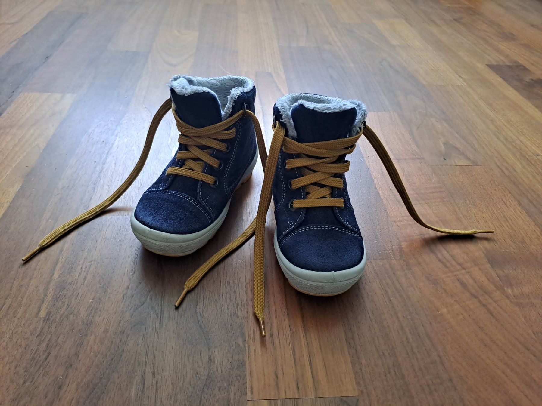 Superfit Chaussures garçon: Super Fit Schuhe 24 – D'occasion à Subingen par Windlicht84 1